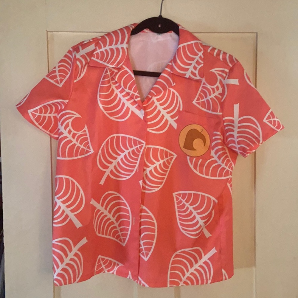 ⚡️ Animal Crossing Isabelle summer button up shirt